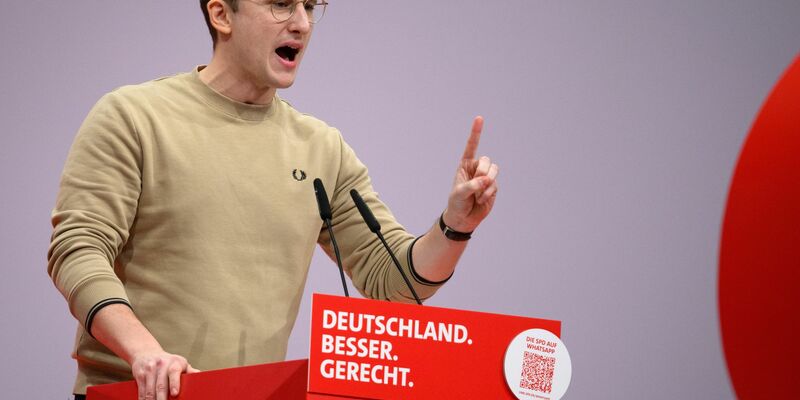 Juso-Chef Türmer pocht auf einen Parteitagsbeschluss für einen Kanzlerkandidaten. (Archivbild) - Foto: Bernd von Jutrczenka/dpa
