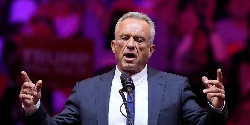 Kennedy soll «Amerika wieder gesund machen». (Archivbild) - Foto: Evan Vucci/AP/dpa