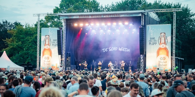 Line-Up des Brass Wiesn Festivals 2025 mit erstklassigen Headlinern: Freitagabend Wanda, Samstagabend Pizzera & Jaus - Foto: presseportal.de