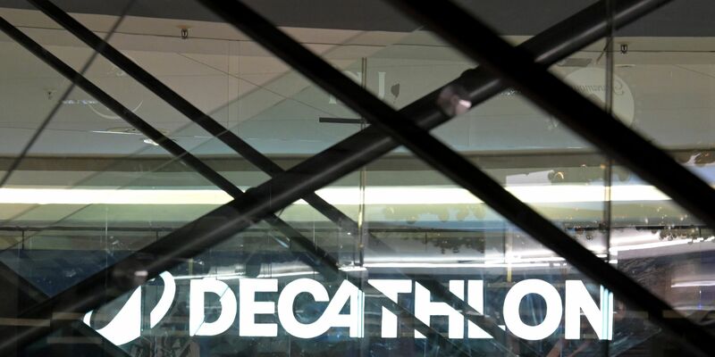 Künftig soll es auch kleinere Decathlon-Geschäfte in Innenstädten und Einkaufszentren geben. - Foto: Michael Bahlo/dpa