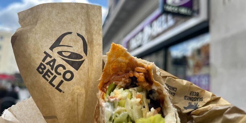 Die Fast-Food-Kette wird die erste Filiale in Deutschland anders als geplant doch nicht in diesem Jahr eröffnen. - Foto: Julia Kilian/dpa