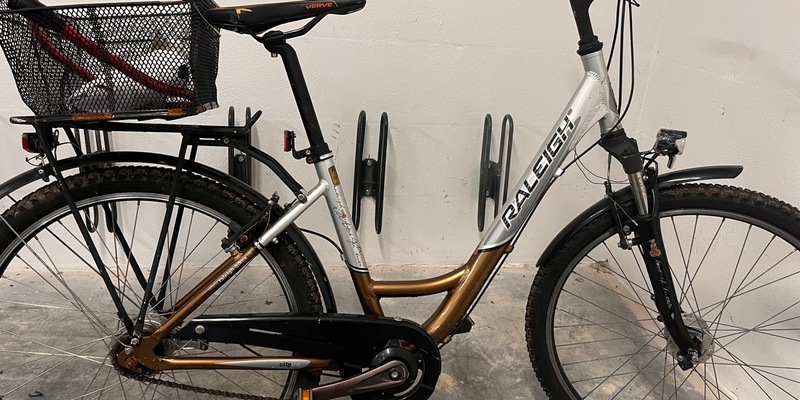 POL-LG: ++ kurz vor Ladenschluss Kasse aufgebrochen - Täter flüchtet ++ Stoffbeutel mit Geldbörse entwendet ++ Polizei sucht Eigentümerinnen oder Eigentümer von Fahrrädern ++ - Foto: presseportal.de