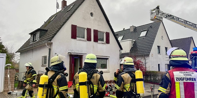 FW-E: Wohnungsbrand in Essen-Stadtwald - ein Hund verstorben - Foto: presseportal.de