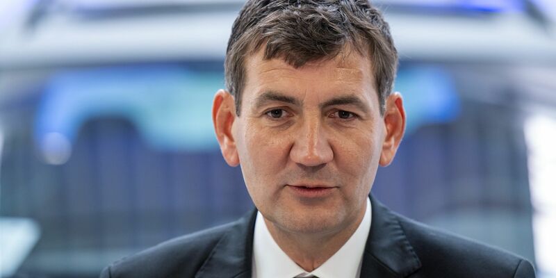 Kilian ist seit 2018 Personalvorstand der Volkswagen AG. (Archivbild) - Foto: Hendrik Schmidt/dpa