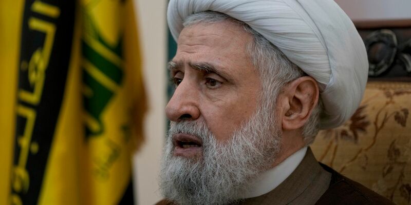 Hisbollah-Chef Kassim verspricht: Die Miliz kämpft während der Verhandlungen weiter. (Archivbild) - Foto: Bilal Hussein/AP/dpa