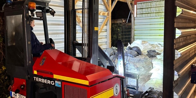 FW-MH: Feuerwehr Mülheim unterstützt beim bei Unwettereinsatz in Velbert - Foto: presseportal.de