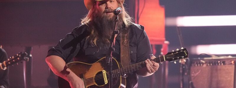 Chris Stapleton nimmt drei CMA-Trophäen mit nach Hause.  - Foto: George Walker IV/Invision via AP/dpa