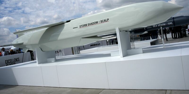 Ein Marschflugkörper vom Typ Storm Shadow beziehungsweise Scalp.  - Foto: Lewis Joly/AP