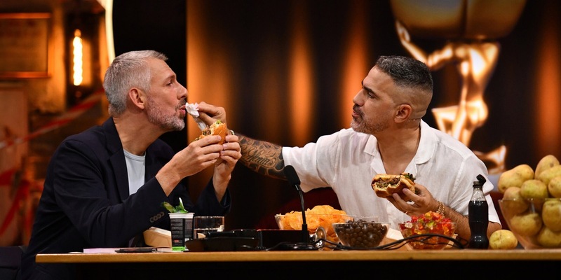 Sebastian Pufpaff Bushido TV total - Aber mit Gast - Foto: Joyn/Steffen Z Wolff/Brainpool, presseportal.de