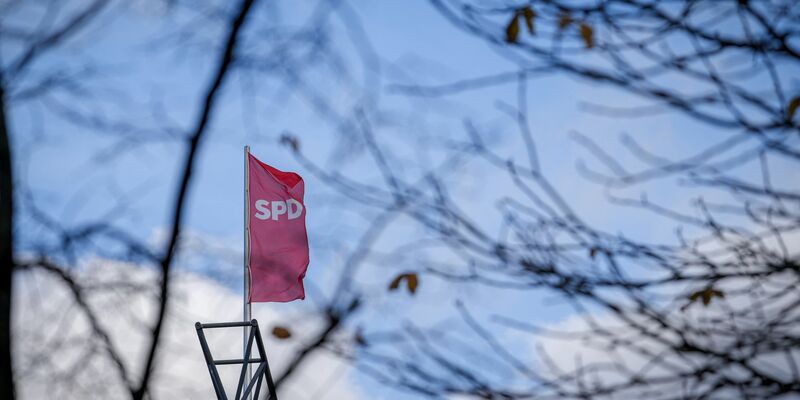 Die SPD-Führung steht unter Druck. SPD-Bundestagsabgeordnete fordern eine schnelle Entscheidung in der K-Frage. Das könnte jetzt jederzeit passieren. - Foto: Kay Nietfeld/dpa