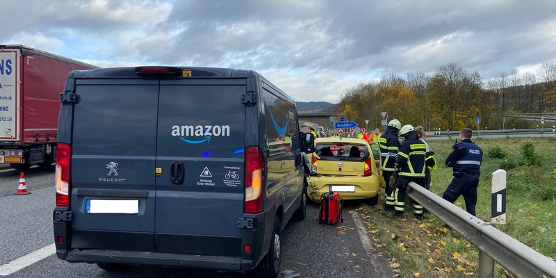 POL-PPTR: Verkehrsunfall mit Personenschaden - LKW-Fahrer bemerkt Unfall nicht - Foto: presseportal.de