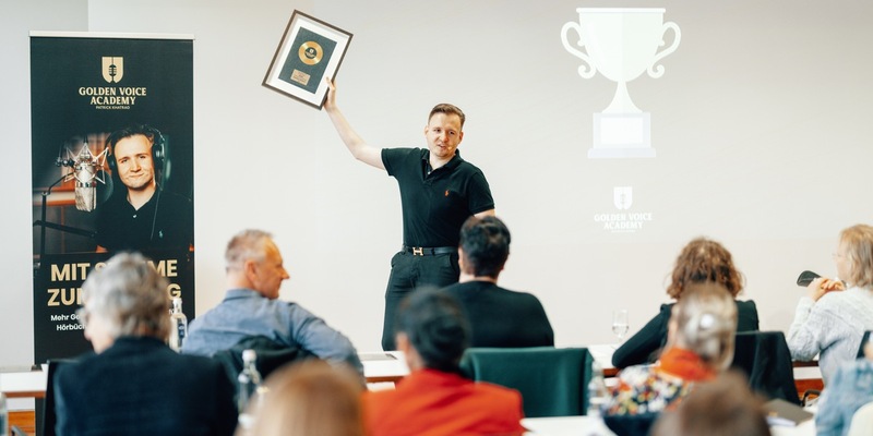 Golden Voice Academy: Über 1.000 Euro im Monat mit nur einem Auftrag als Sprecher - Foto: presseportal.de