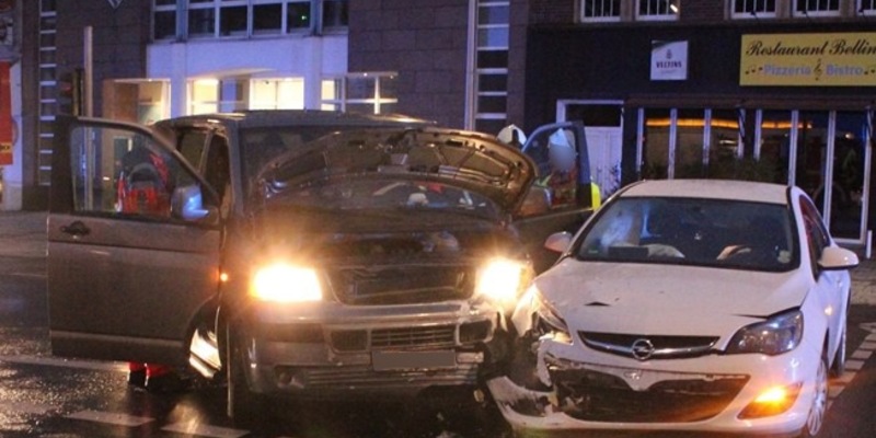 POL-DN: Vorfahrt missachtet - Vier Verletzte - Foto: presseportal.de