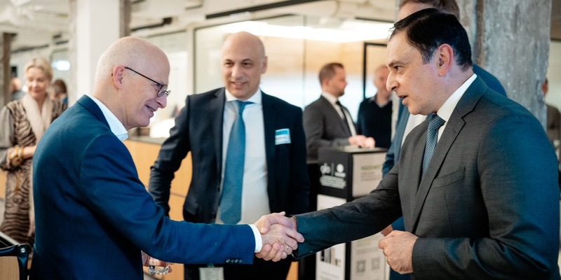 Vom traditionellen Büro zur modernen Arbeitswelt: BAT Germany eröffnet neu gestaltetes Büro in Hamburg - Foto: presseportal.de