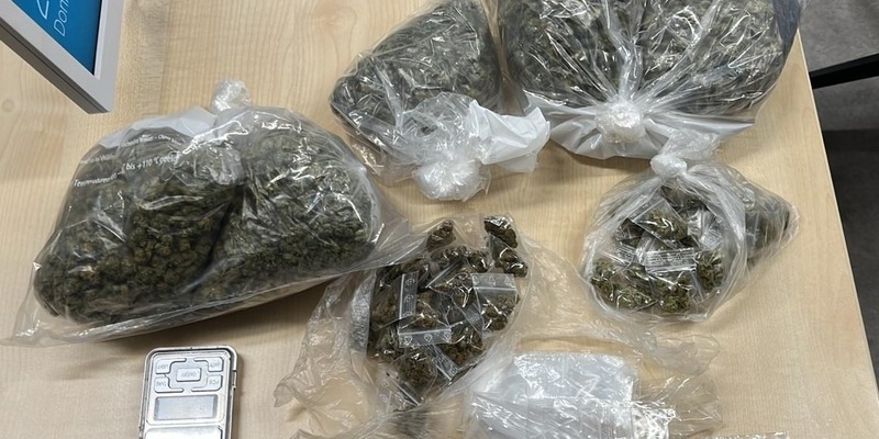 POL-K: 241122-3-K Erneute Festnahme der Schwerpunktgruppe Mülheim - mutmaßlicher Drogendealer vom Wiener Platz - Foto: presseportal.de