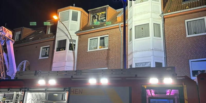 FW Frechen: Zimmerbrand in Frechen: Feuerwehr verhindert Schlimmeres - Foto: presseportal.de