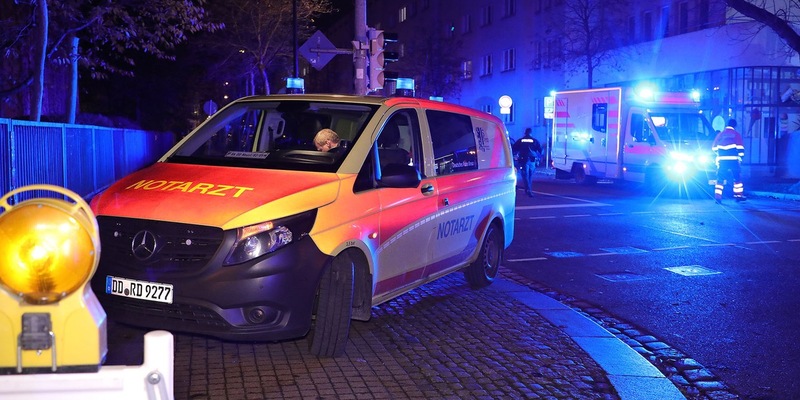 FW Dresden: Informationen zum Einsatzgeschehen von Feuerwehr und Rettungsdienst in der Landeshauptstadt Dresden vom 23. zum 24. November 2024 - Foto: presseportal.de