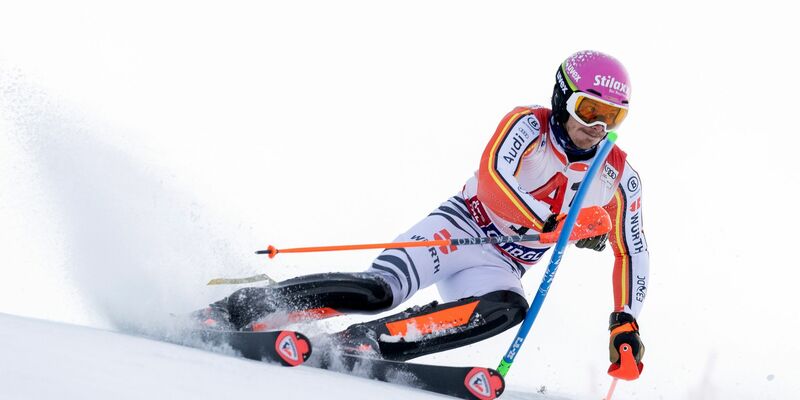 Marcel Hirscher erlitt im Training einen Kreuzbandriss. Womöglich ist seine Karriere nun beendet. - Foto: Expa/Johann Groder/APA/dpa