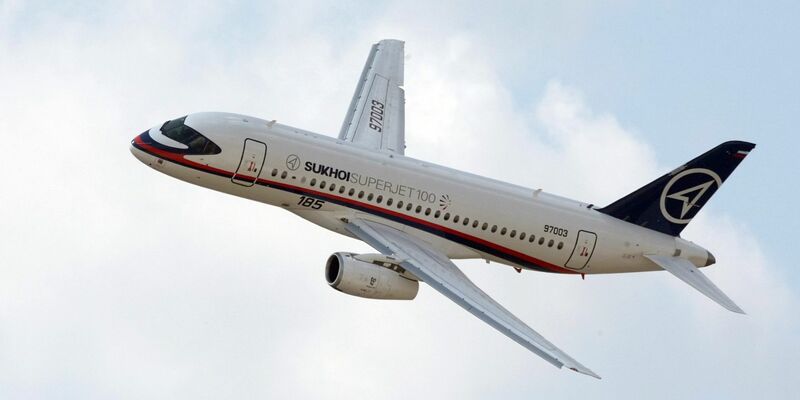 Vermutlich wegen schlechten Wetters prallte die Maschine unsanft auf die Landebahn. (Archivbild) - Foto: picture alliance / dpa