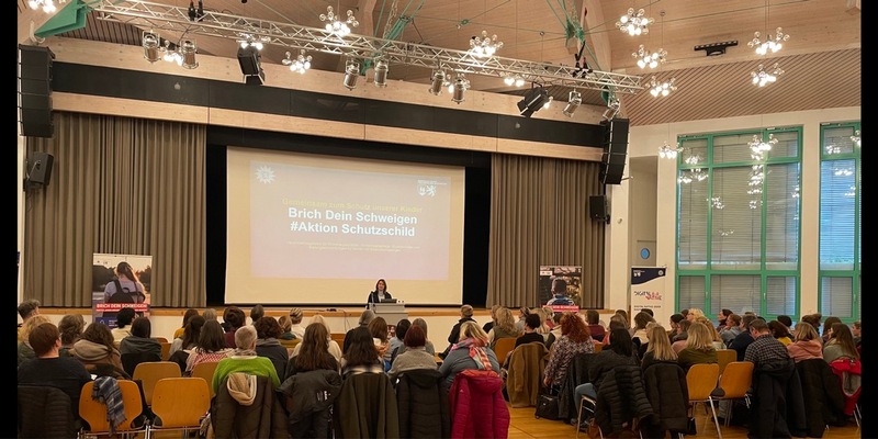 POL-DA: Mörlenbach: Infoveranstaltung #AKTION SCHUTZSCHILD - Schutz von Kindern und Jugendlichen vor sexuellem Missbrauch und sexualisierter Gewalt - Foto: presseportal.de