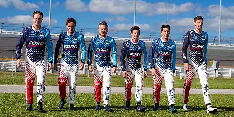 Zwei deutsche Rennprofis fahren 2025 im Mustang GT3 für Ford Performance Motorsports um den IMSA-Titel - Foto: presseportal.de