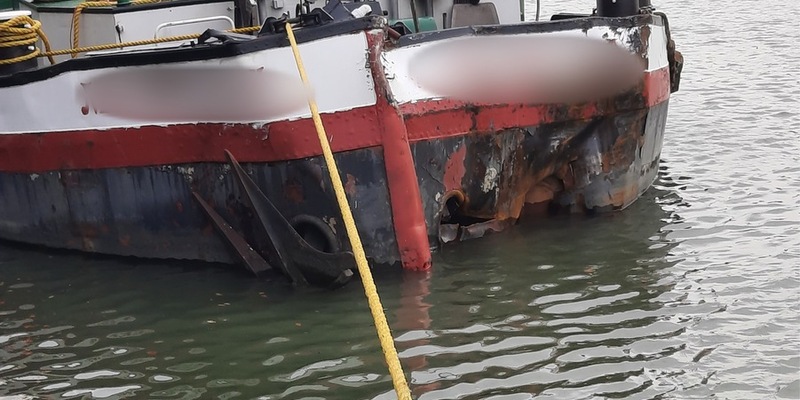 POL-DU: Duisburg/Köln: Schiffsunfall auf dem Rhein - hoher Sachschaden - Foto: presseportal.de