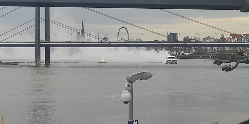 POL-DU: Düsseldorf/Duisburg: Schwelbrand auf Fahrgastschiff - Foto: presseportal.de