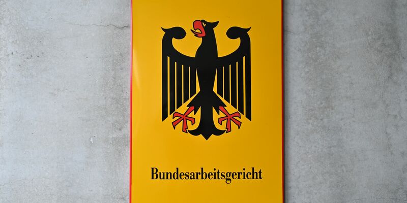 Höchstrichterliches Urteil zur Beteiligung des Betriebsrats bei Eingruppierung von freigestellten Mitgliedern des Gremiums: Die Arbeitgeberin bekam Recht. (Archivbild) - Foto: Martin Schutt/dpa/dpa-tmn