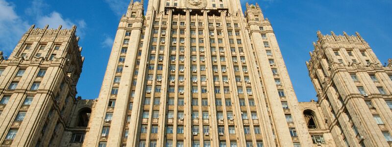 Das russische Außenministerium, in dem der deutsche Botschafter vorsprechen muss. - Foto: Bernd Thissen/dpa