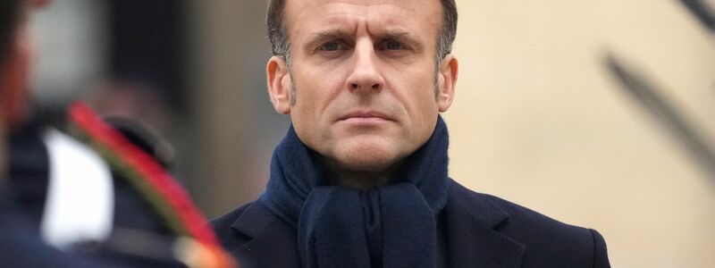 Frankreichs Präsident Macron sieht in der Waffenruhe eine Chance für den Libanon. (Archivbild)  - Foto: Michel Euler/AP Pool/AP/dpa