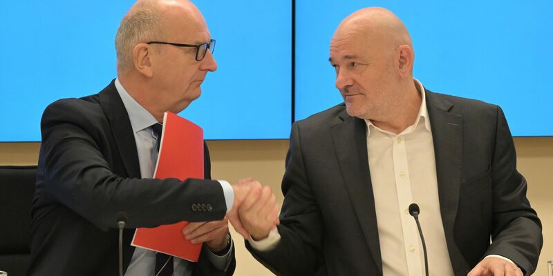 Die SPD von Ministerpräsident Dietmar Woidke und das BSW von Landeschef Robert Crumbach sind sich einig über einen Koalitionsvertrag (Archivbild). - Foto: Michael Bahlo/dpa
