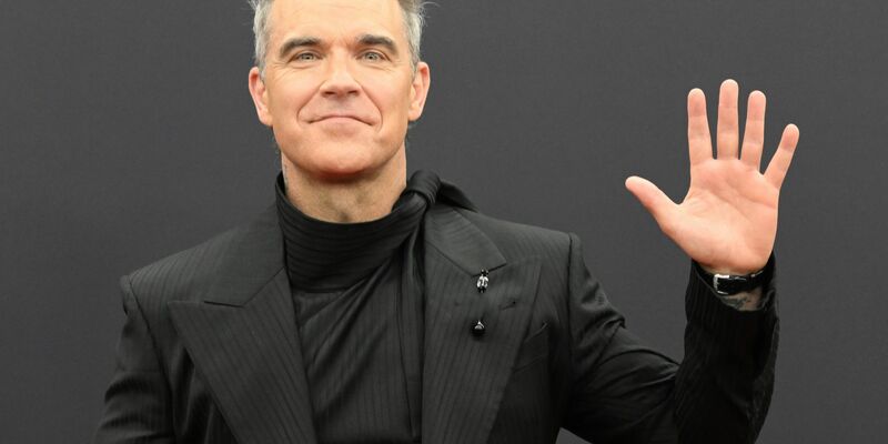 Der neue Film «Better Man» erzählt vom Leben des britischen Popstars.  - Foto: Felix Hörhager/dpa