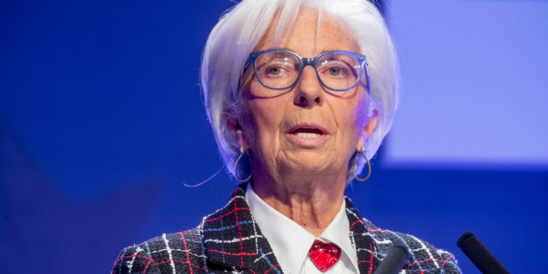 EZB-Präsidentin Lagarde hält nichts von einer Vergelltungsstrategie gegen US-Zölle. (Archivbild)  - Foto: Helmut Fricke/dpa