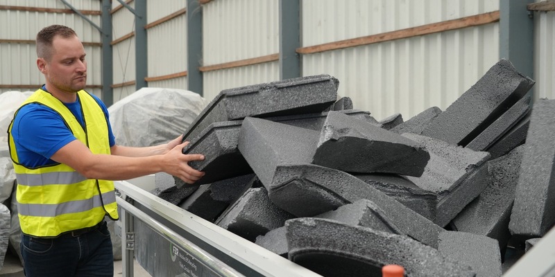 Neue Conversio-Studie: Hohe Recyclingrate und effizientes Rücknahmesystem von EPS-Verschnitten auf Baustellen - Foto: presseportal.de