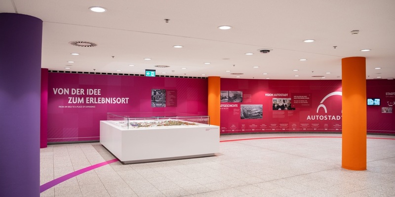Von der Idee zum Erlebnisort: Chronologie zeigt Highlights aus fast 25 Jahren Autostadt - Foto: presseportal.de