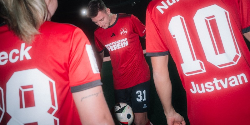 Ein Zeichen des Zusammenhalts / Der 1. FC Nürnberg und sein Hauptsponsor NÜRNBERGER Versicherung widmen den Fans und Mitgliedern ein Sondertrikot - Foto: presseportal.de