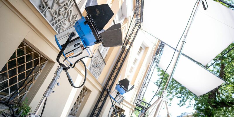 Der Umfrage der Produktionsallianz zufolge beurteilen rund 66 Prozent der Befragten die wirtschaftliche Lage für 2025 als schlecht oder sehr schlecht. (Symbolbild) - Foto: Fabian Sommer/dpa