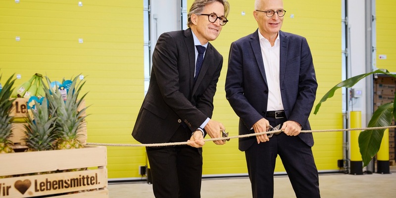 Millionen-Investition am Tor zur Welt: EDEKA eröffnet neues Fruchtkontor Nord im Hamburger Hafen - Foto: presseportal.de