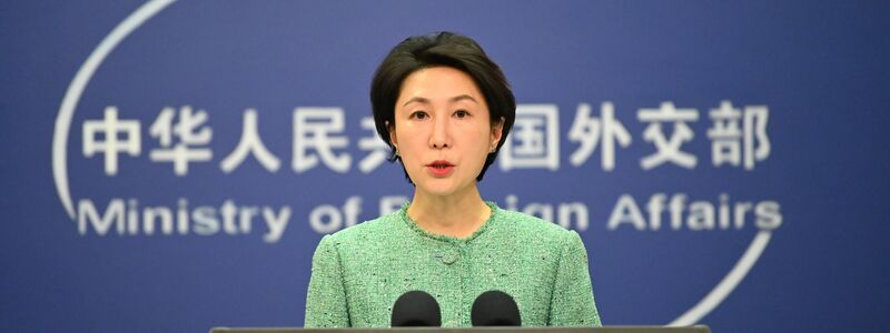 Die Sprecherin des chinesischen Außenministeriums, Mao Ning, äußert sich beim täglichen Briefing auch zu Fragen um den Fall der beschädigten Unterwasserkabel in der Ostsee möglicherweise durch einen chinesischen Frachter. Das Thema dürfte auch beim Besuch der deutschen Außenministerin Annalena Baerbock (Grüne) in Peking am Montag eine Rolle spielen. - Foto: Johannes Neudecker/dpa