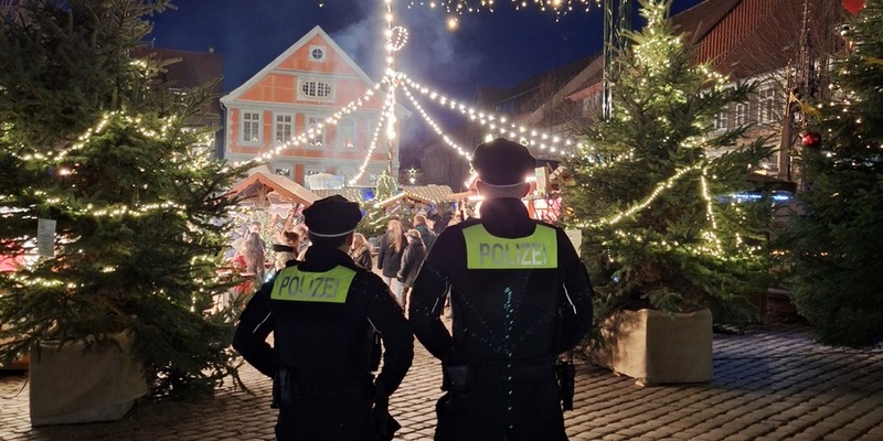 POL-HI: Mehr Sicherheit auf dem Alfelder Weihnachtsmarkt: Polizei Alfeld zeigt Präsenz und warnt vor Taschendiebstählen - Foto: presseportal.de
