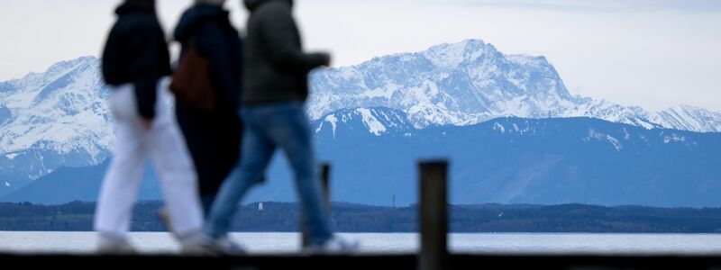 Der Starnberger See. Der zugehörige Landkreis hat die bundesweit höchste Kaufkraft. (Archivbild) - Foto: Sven Hoppe/dpa