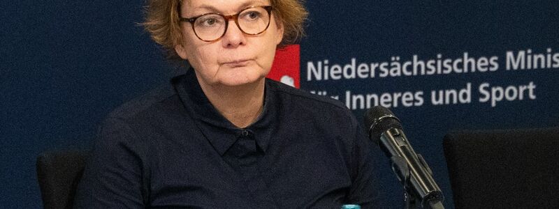 Innenministerin Behrens kündigt mehr Polizeipräsenz beim umstrittenen Nikolausbrauch auf Borkum an. (Archivbild)  - Foto: Alicia Windzio/dpa