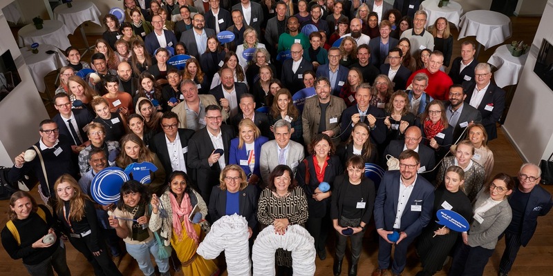 10 Jahre Textilbündnis - Gemeinsames Engagement für nachhaltige und gerechte Lieferketten - Foto: presseportal.de