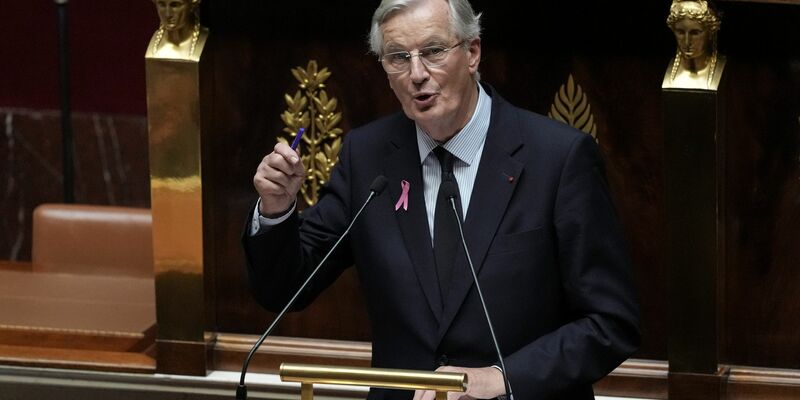 Im Haushaltsstreit nutzt er einen umstrittenen Verfassungsartikel (Archivbild). - Foto: Thibault Camus/AP/dpa