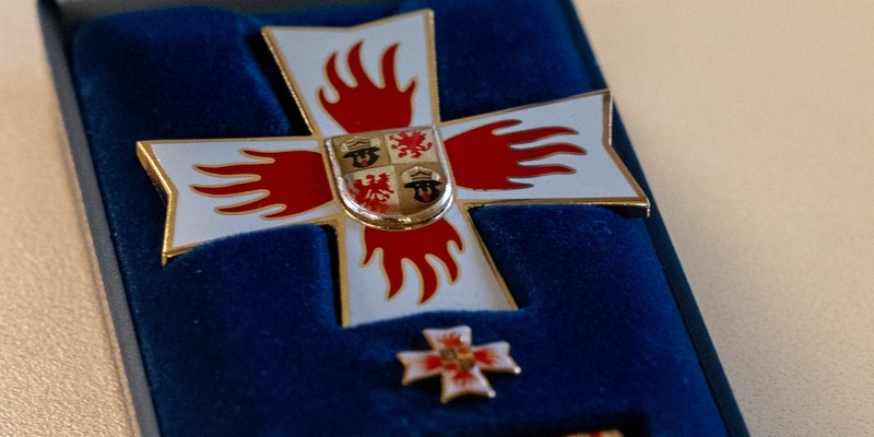 IM-MV: Innenminister Christian Pegel ehrt verdiente Feuerwehrangehörige - Foto: presseportal.de