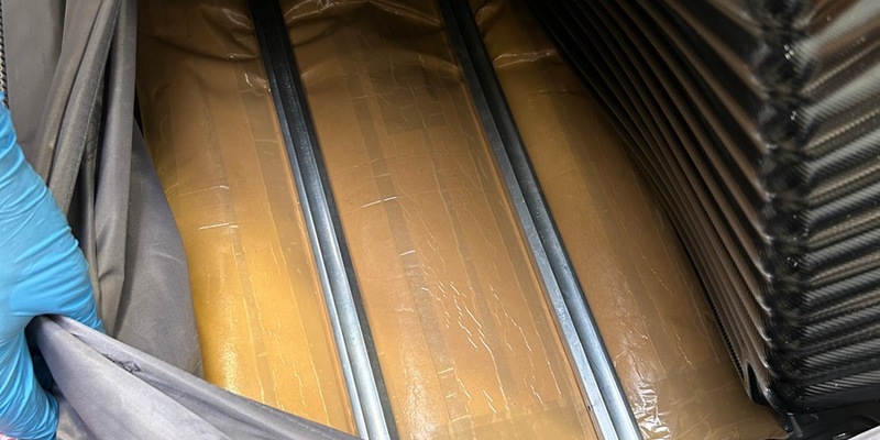 HZA-LA: Mit 12 Kilogramm Heroin im Zug auf Reisen Zoll zieht Heroin mit Straßenverkaufswert von über 600.000 Euro aus dem Verkehr - Foto: presseportal.de