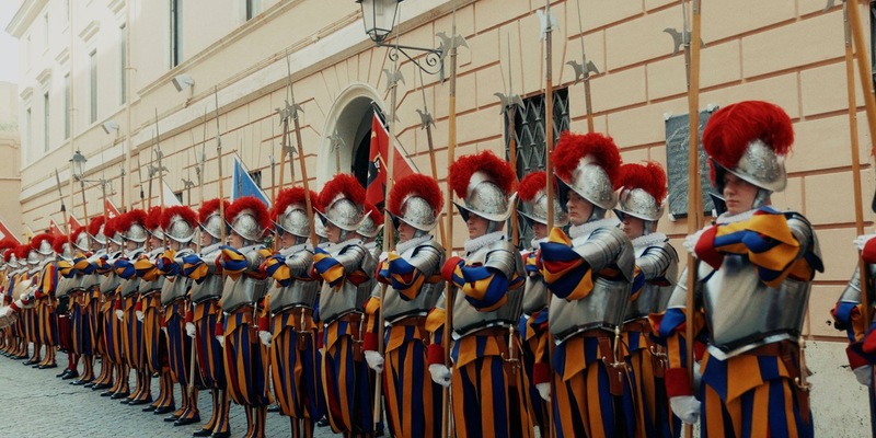 Schwur für den Papst: zweiteilige 3sat/SRF-Doku über die Schweizergarde - Foto: presseportal.de