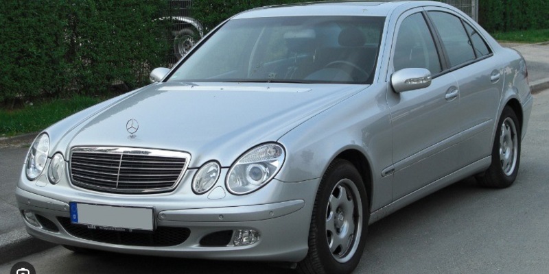 POL-PDMT: Hambach. Verkehrsunfallflucht - Unfallfahrzeug gesucht - Foto: presseportal.de