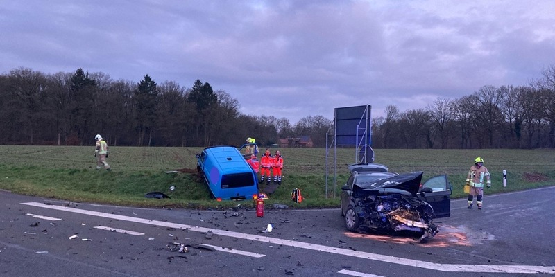 POL-COE: Lüdinghausen-Seppenrade, B58, Alter Dülmener Landweg, Kökelsumer Straße/Zwei Verletzte bei Verkehrsunfall - Foto: presseportal.de