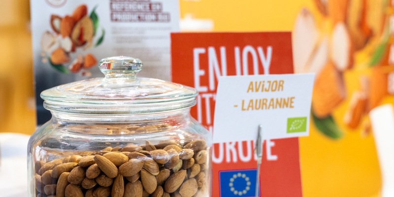 Nachhaltigeres Marzipan, Vanillekipferl oder Bremer Klaben erstklassiger Qualität - Wie die europäische Mandel die deutsche Weihnacht erobert - Foto: presseportal.de